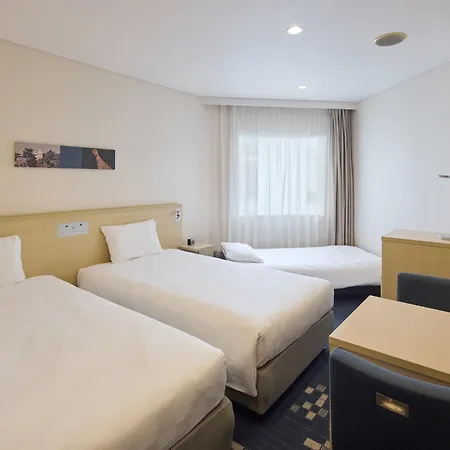 Kobe Sannomiya Tokyu Rei Hotel Exterior photo